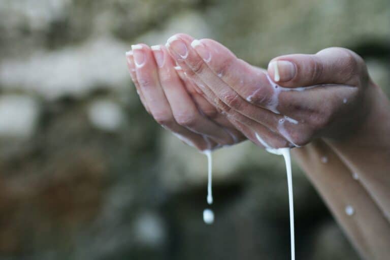5 amazing benefits of goat milk soap