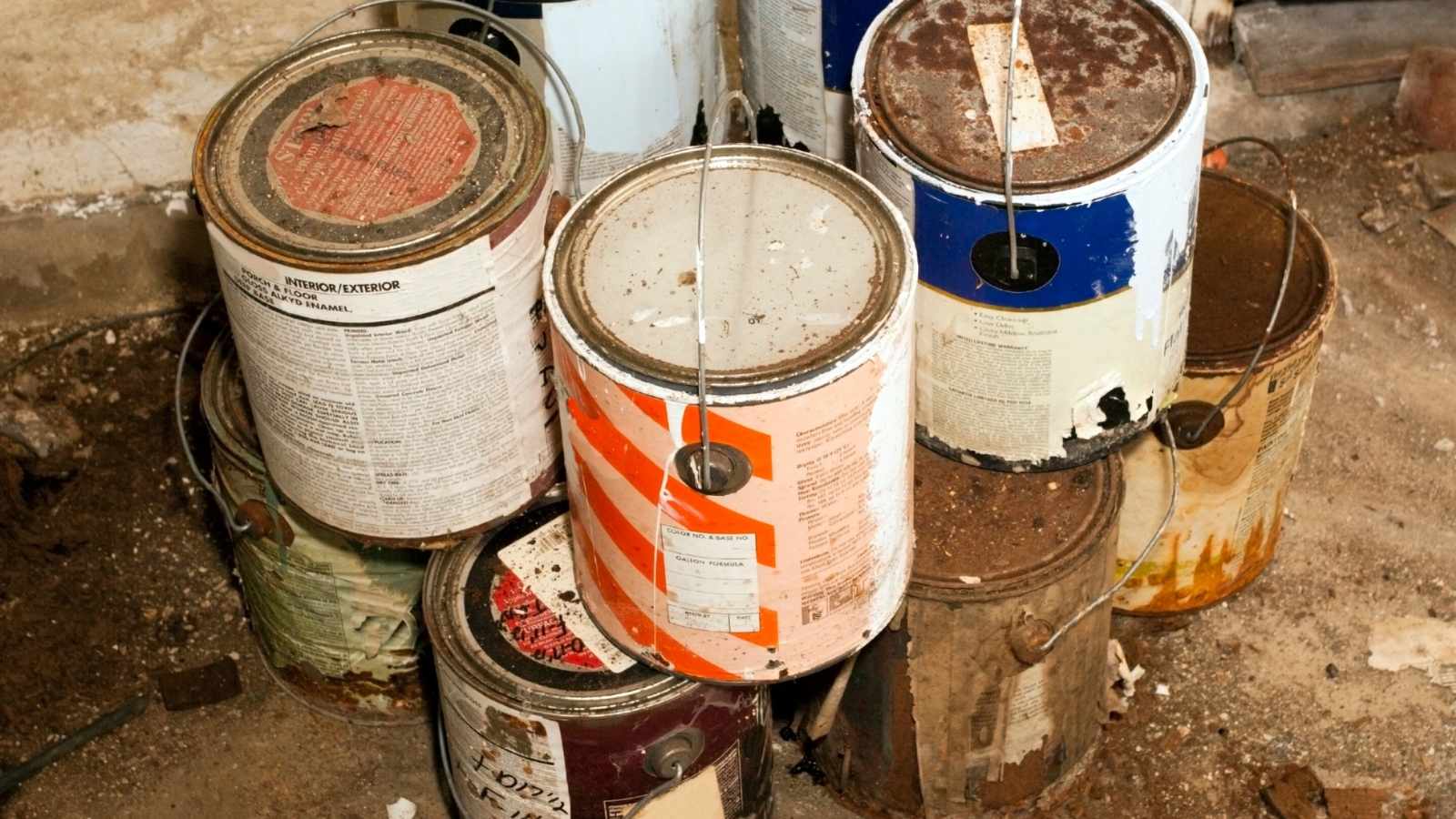 Old paint can