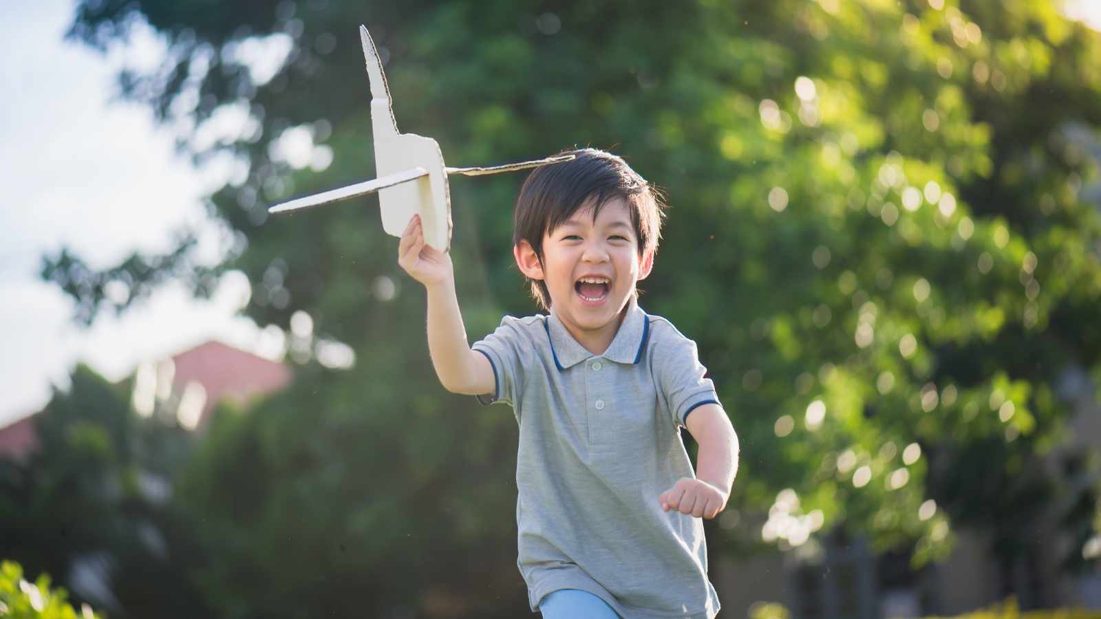 child playing outdoor