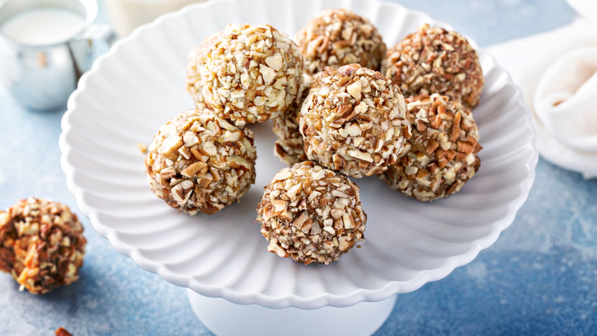 Carrot cake ball