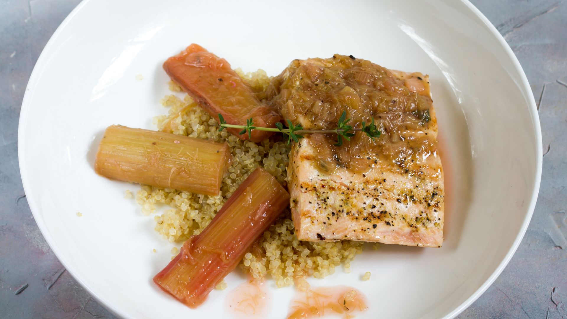 rhubarb salmon